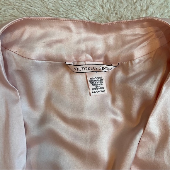 Victoria’s Secret Pink Satin Short Robe - Picture 11 of 13